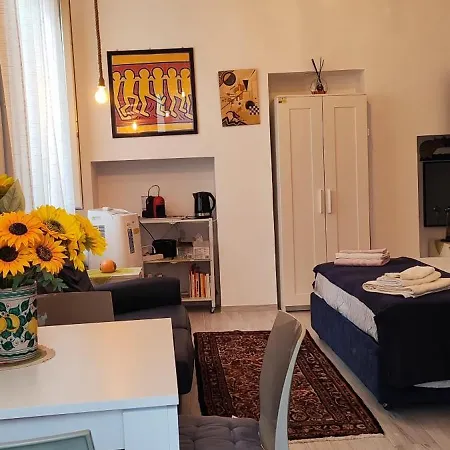 Daire Musine House Torino